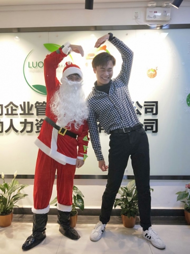 【羅勒網】這個圣誕節，他們玩兒出了“新花樣”